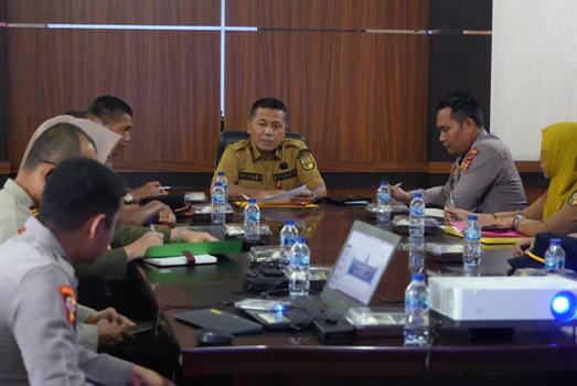 Atasi Karhutla, Kapolres Kuansing Minta Perusahaan Ikut Berperan